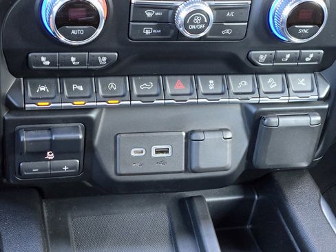 Used 2020 GMC Sierra 1500 Denali w/ Denali Ultimate Package image 20