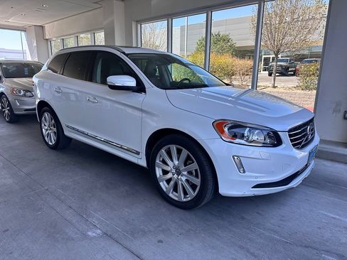 Used 2017 Volvo XC60 T6 Inscription w/ Preferred Option Package AWD/4WD image 1