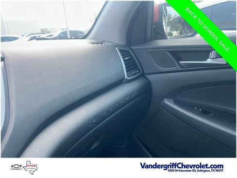 Used 2016 Hyundai Tucson Limited w/ Option Group 03 AWD/4WD image 26