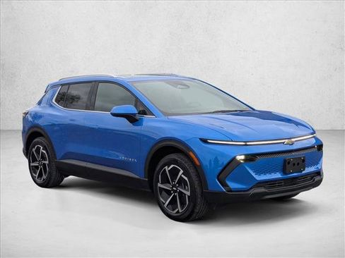 New 2026 Chevrolet Equinox EV LT image 7