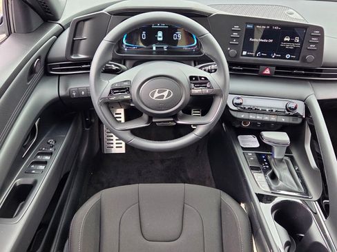 New 2026 Hyundai Elantra SEL Sport Premium w/ Cargo Package FWD image 7