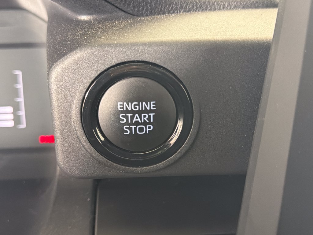 Used 2024 Toyota Tacoma SR AWD/4WD image 13
