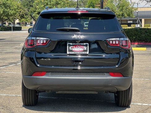 New 2026 Jeep Compass Latitude AWD/4WD image 5