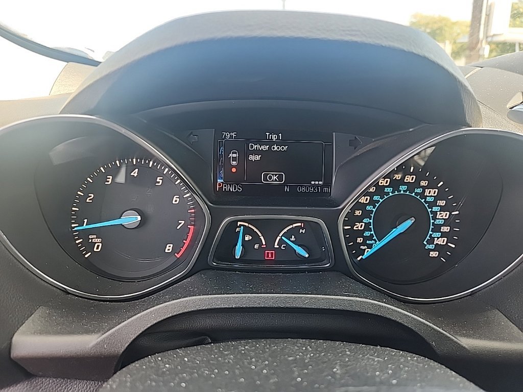 Used 2013 Ford Escape Titanium w/ Parking Technology Pkg FWD image 20