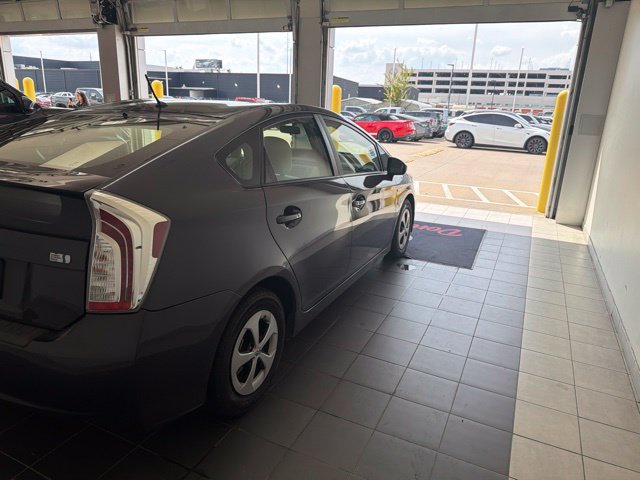 Used 2014 Toyota Prius Two FWD image 3