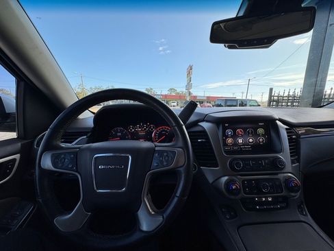 Used 2015 GMC Yukon Denali w/ Touring Package image 20