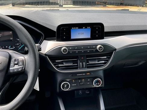 Used 2022 Ford Escape S AWD/4WD image 6
