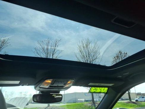 Certified 2023 Dodge Durango R/T w/ Tow 'N Go Package AWD/4WD image 12