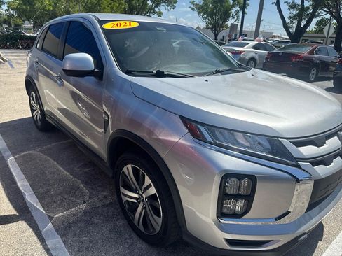 Used 2021 Mitsubishi Outlander Sport LE FWD image 2
