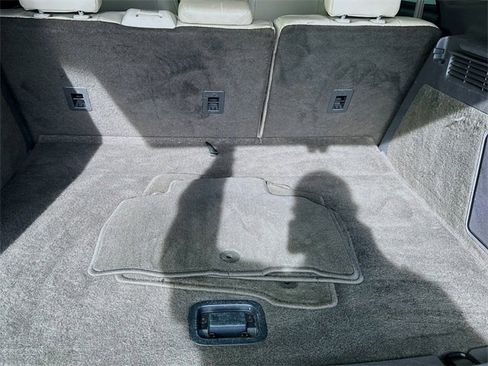 Used 2016 Lincoln MKX Select w/ Select Plus Package image 25