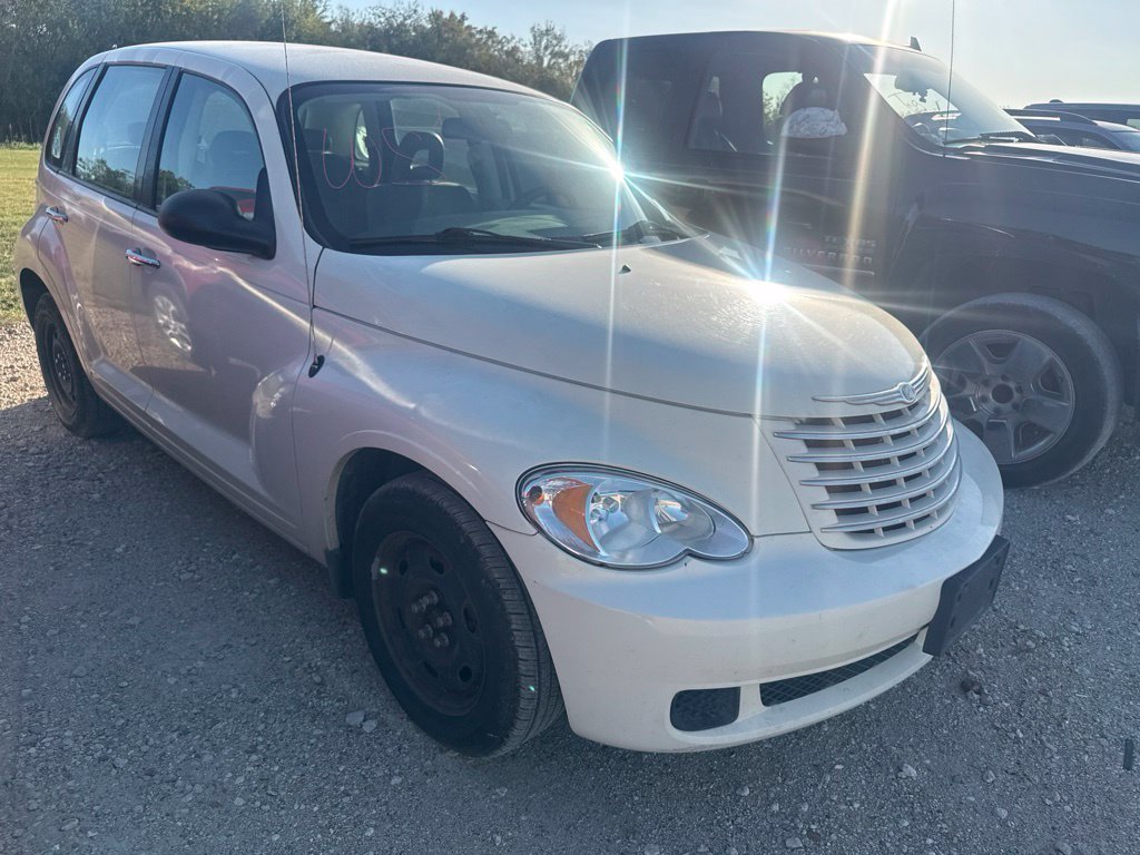 Used 2007 Chrysler PT Cruiser FWD image 3