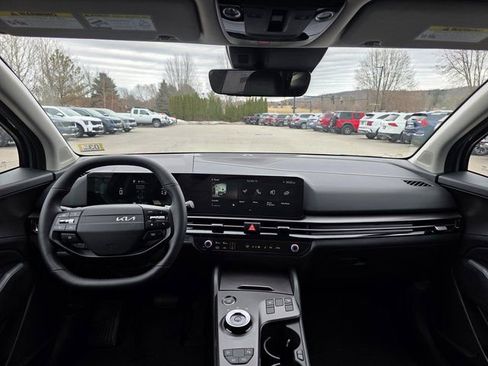 New 2026 Kia Sportage EX image 18