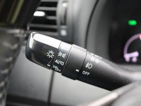 Used 2015 Lexus RX 450h AWD image 29