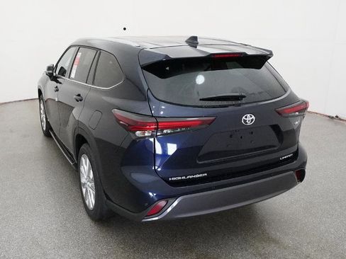New 2026 Toyota Highlander Limited image 86