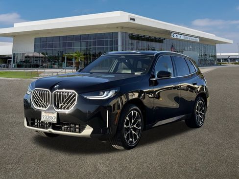 Used 2025 BMW X3 xDrive30i w/ Convenience Package image 5
