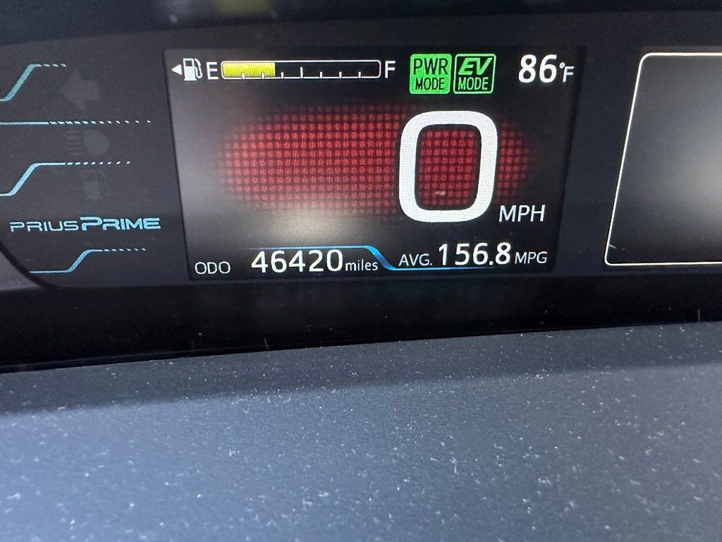 Used 2019 Toyota Prius Prime Premium FWD image 10