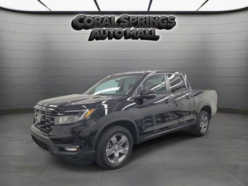 Certified 2025 Honda Ridgeline TrailSport image 3