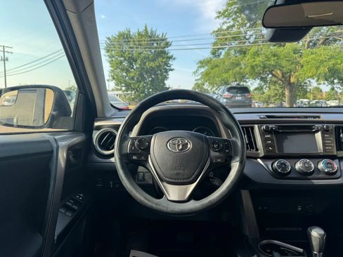 Used 2017 Toyota RAV4 LE w/ All Weather Liner Package AWD/4WD image 16