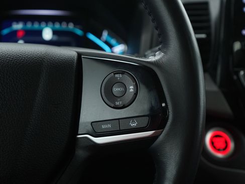 Used 2018 Honda Odyssey Touring image 29