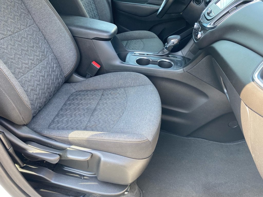 Used 2024 Chevrolet Equinox LT FWD image 37
