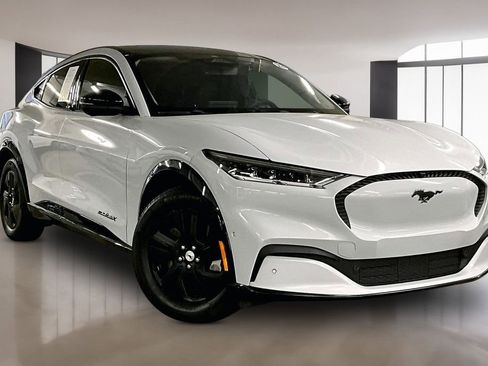 Used 2023 Ford Mustang Mach-E California Route 1 image 3