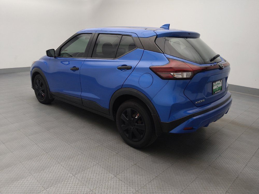 Used 2023 Nissan Kicks S FWD image 3