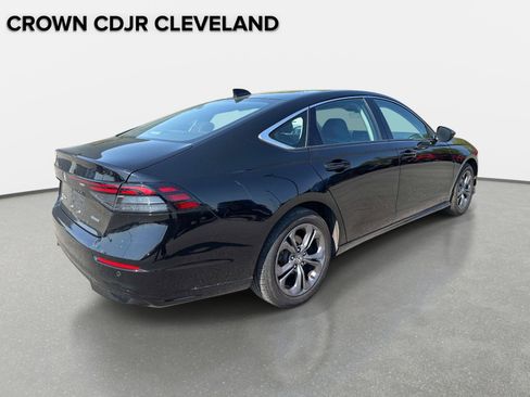 Used 2025 Honda Accord EX-L image 4