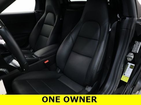 Used 2024 Porsche 718 Boxster S image 9