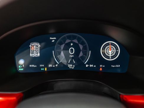 Used 2025 Karma Revero Luxury image 11