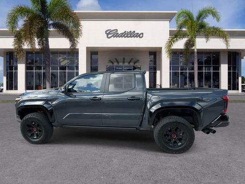 Used 2025 Toyota Tacoma TRD Pro image 8