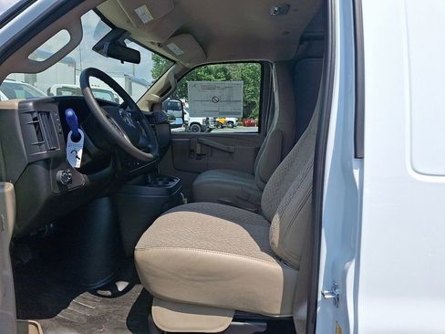 New 2025 Chevrolet Express 3500 w/ Driver Convenience Package RWD image 8