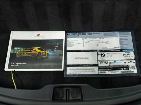Used 2021 Porsche 718 Cayman GT4 RWD image 35