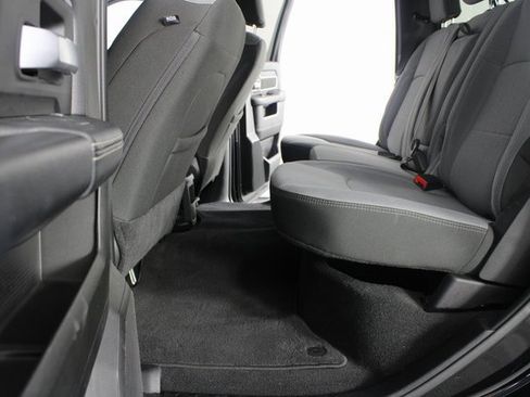 Used 2024 RAM 2500 Big Horn w/ Bed Utility Group image 16