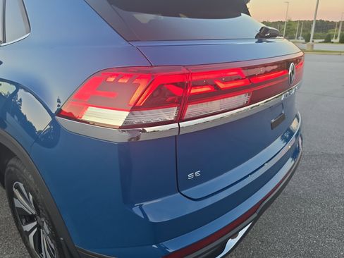 New 2025 Volkswagen Atlas Cross Sport SE image 31