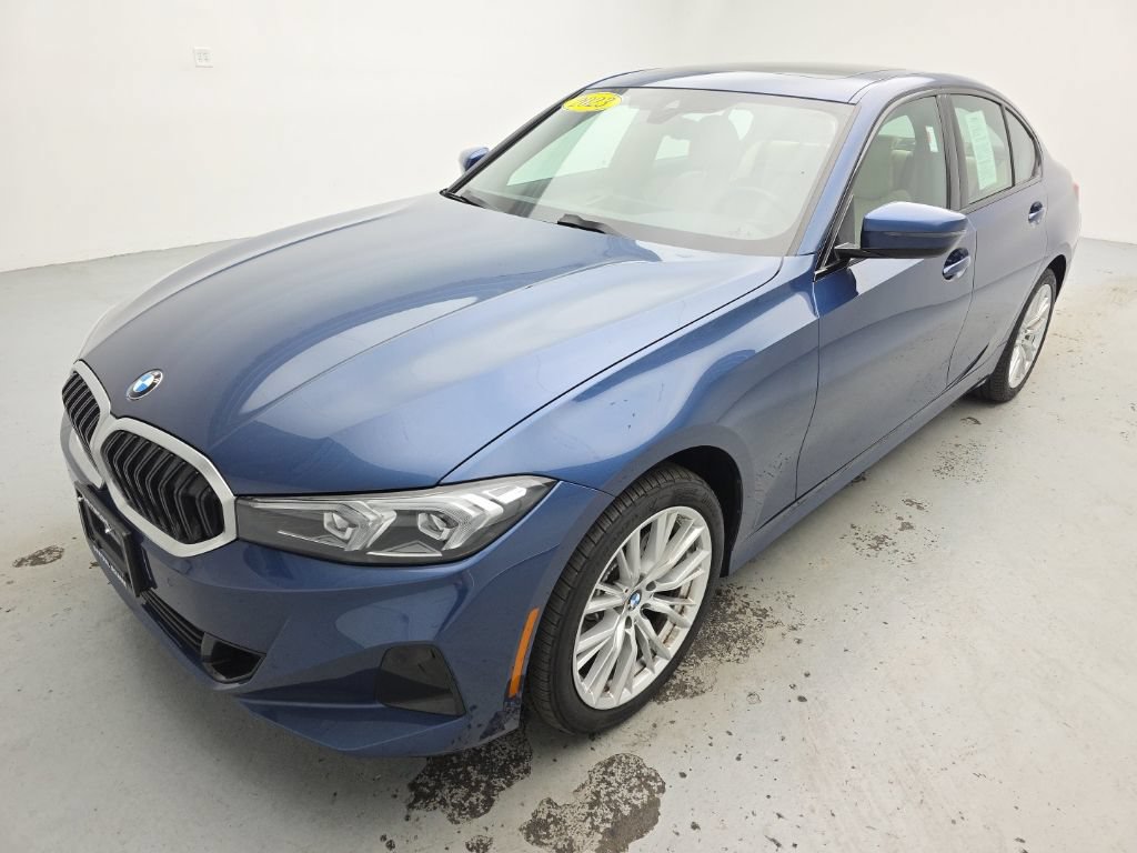 Used 2023 BMW 330i xDrive Sedan w/ Driving Assistance Package AWD/4WD image 5