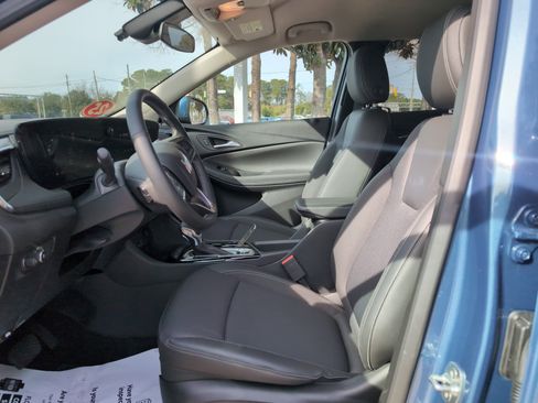 Used 2025 Buick Encore GX Preferred w/ Comfort Package image 16