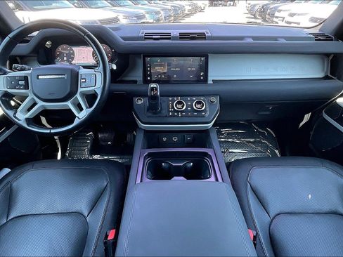 Used 2023 Land Rover Defender 90 X-Dynamic SE AWD/4WD image 14