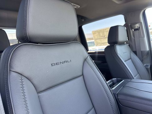 New 2026 GMC Sierra 2500 Denali w/ Denali Reserve Package AWD/4WD image 28