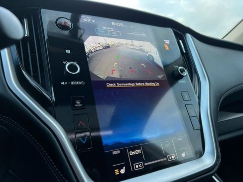 Used 2021 Subaru Outback Premium image 47