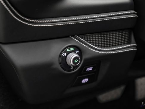 Used 2022 Ferrari F8 Tributo RWD image 83