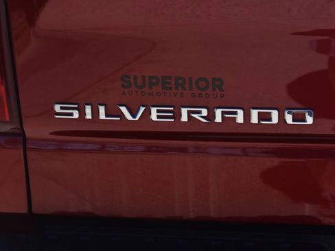 Used 2021 Chevrolet Silverado 1500 High Country w/ Technology Package AWD/4WD image 7