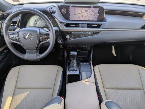 Used 2021 Lexus ES 300h w/ Premium Package image 14