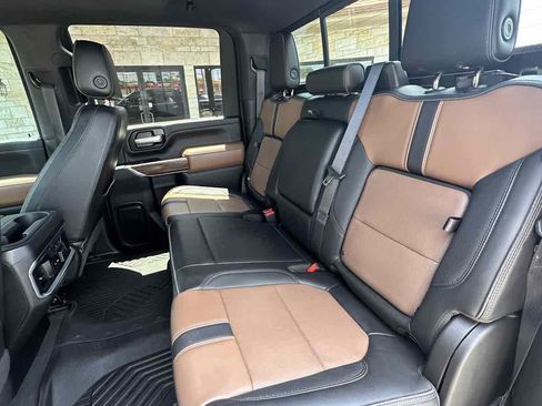 Used 2022 Chevrolet Silverado 2500 High Country w/ Safety Package II AWD/4WD image 10