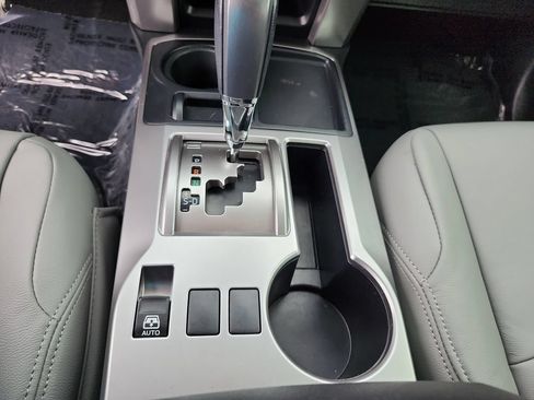 Used 2020 Toyota 4Runner SR5 RWD image 29