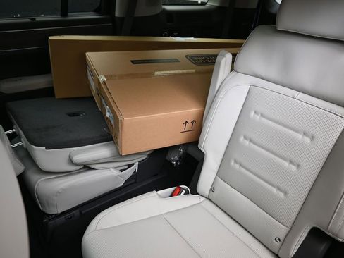 New 2026 Hyundai Santa Fe Calligraphy image 19