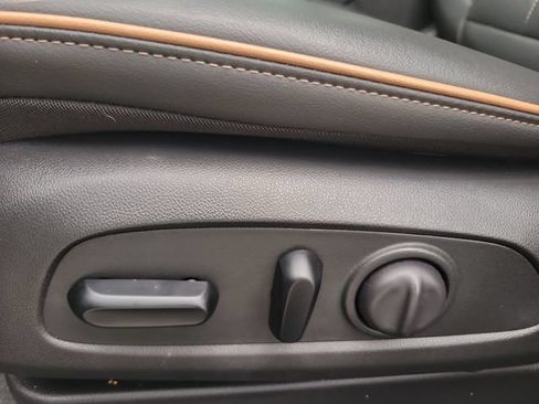 Used 2024 Buick Envista Avenir FWD image 20