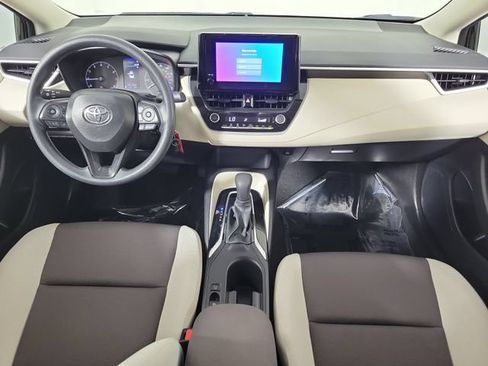 Used 2024 Toyota Corolla LE FWD image 16