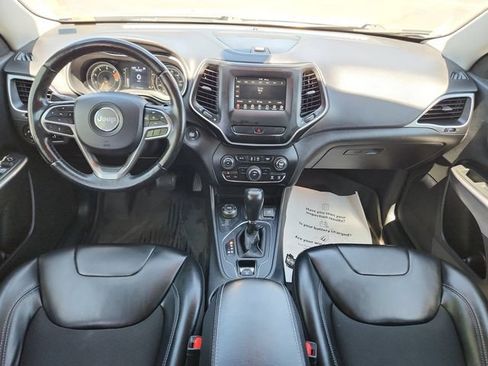 Used 2019 Jeep Cherokee Latitude Plus AWD/4WD image 20