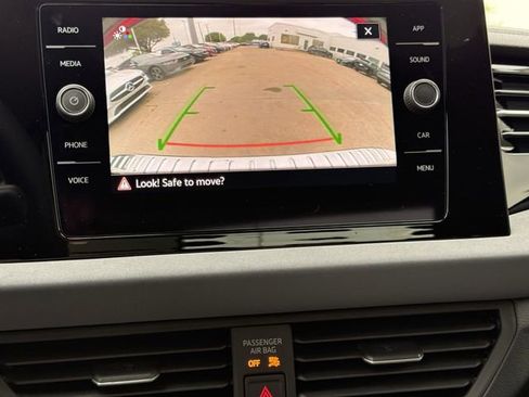 New 2026 Volkswagen Jetta SE FWD image 15