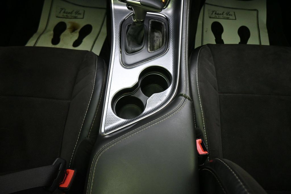 Used 2016 Dodge Challenger SRT Hellcat RWD image 20